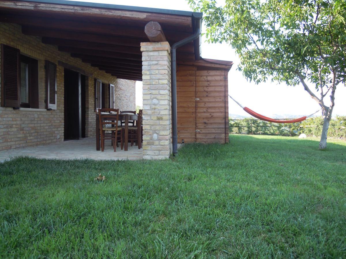 Agriturismo Piccolo Albero ロレート・アプルティーノ エクステリア 写真