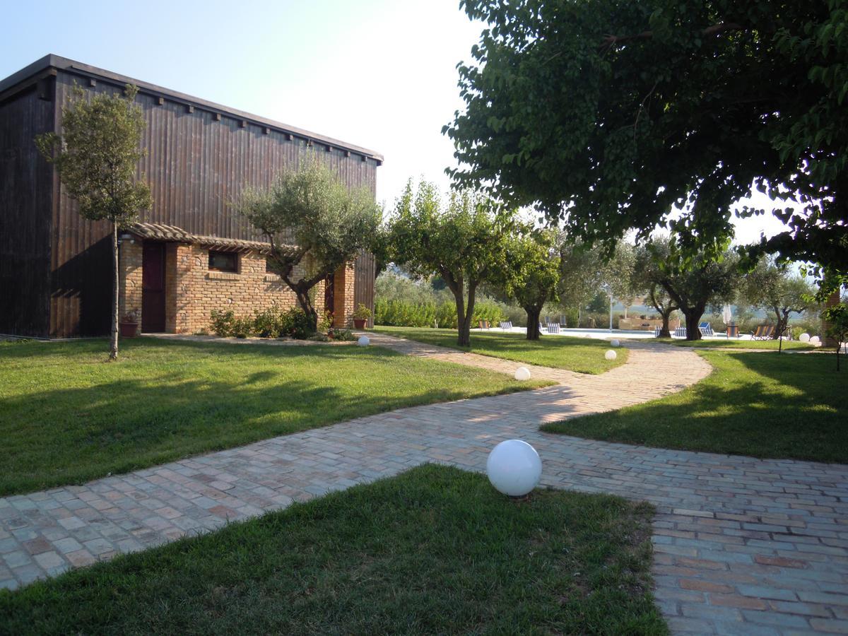 Agriturismo Piccolo Albero ロレート・アプルティーノ エクステリア 写真